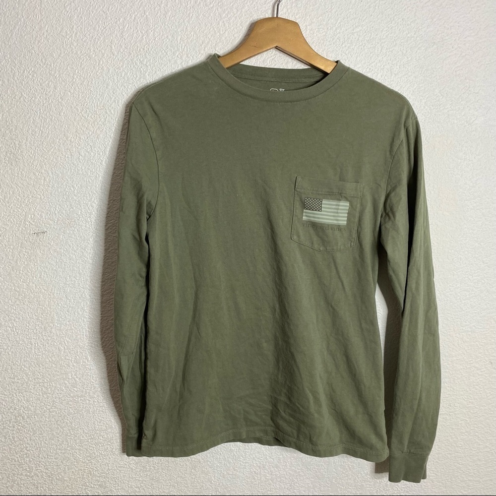 Vineyard Vines- Men’s Tonal Flag Long Sleeve Pocket Tee Shirt - XS